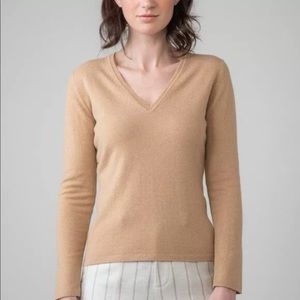 Club Monaco Italian Merino Wool Sweater small